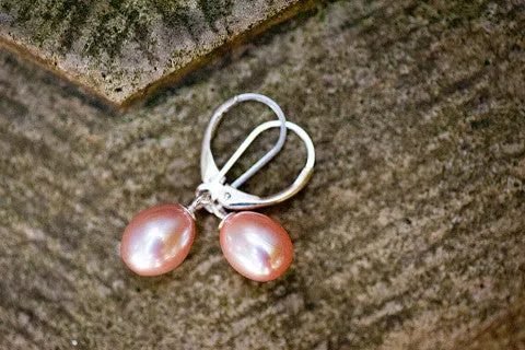 Dignity Earrings - Pink